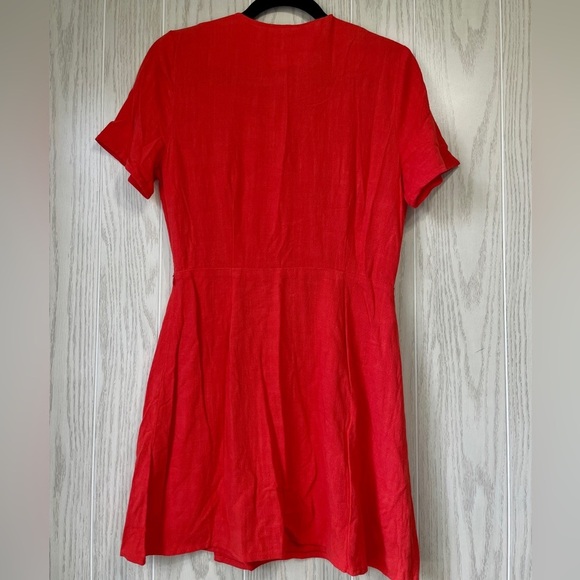 Moon River UO Asymmetrical Coral
Button-Down Mini Dress Size M NWOT - Picture 3 of 4